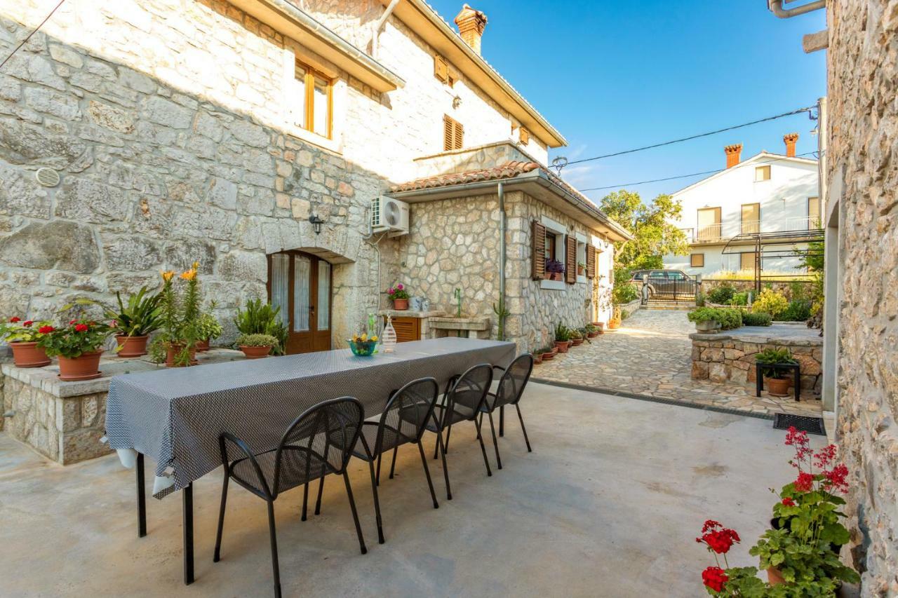 Country Villa St Anton Malinska Exterior foto
